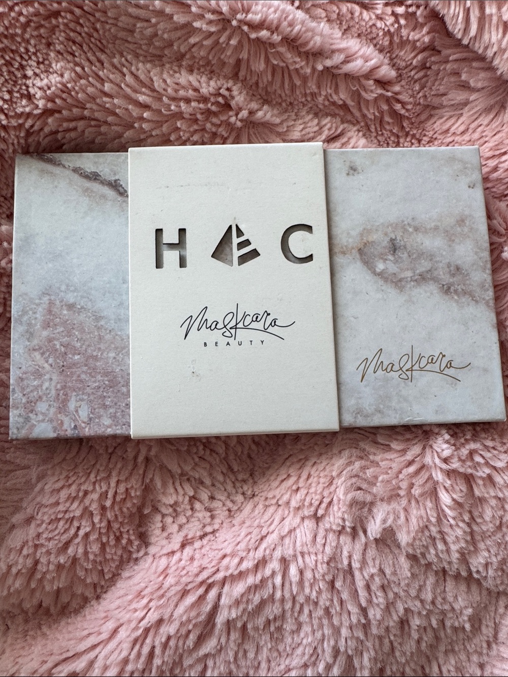 Vintage Maskcara Marble-Inspired Makeup Palette - Blush Pink (magnetic)